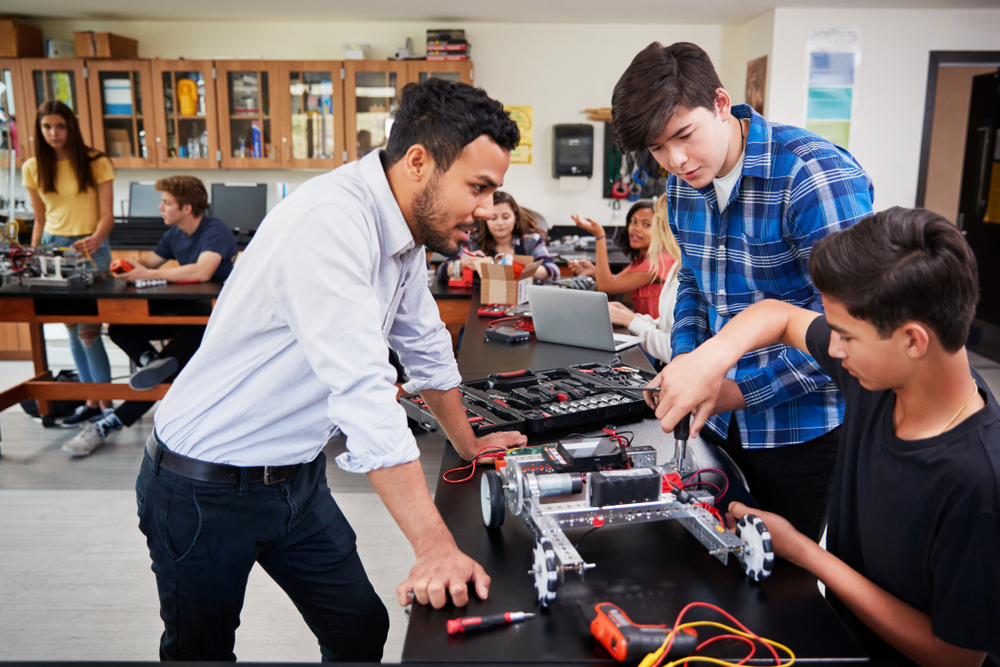 Robotic kits for school science lab