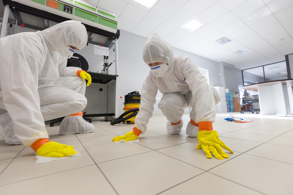 Cleaning clean room laboratory