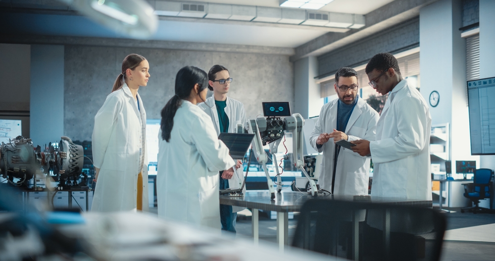 Collaboration space in small laboratory