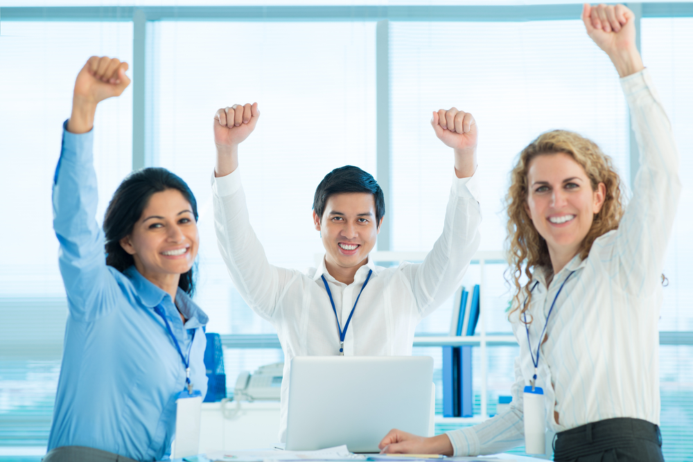 Lab workers happy with adjustable-height lab benches